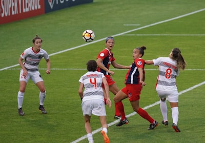 ماتش الزمالك والأهلي في كأس السوبرمواجهة نارية تنتظر عشاق الكرة المصرية ماتش الزمالك والأهلي في كأس السوبرمواجهة نارية تنتظر عشاق الكرة المصرية