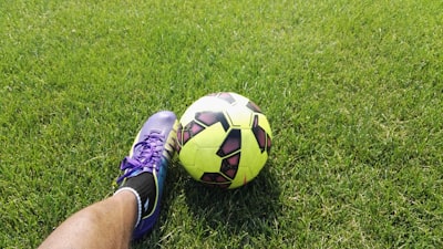 برشلونة وريال مدريدمواجهة القمة القادمة التي تتحدى التوقعات